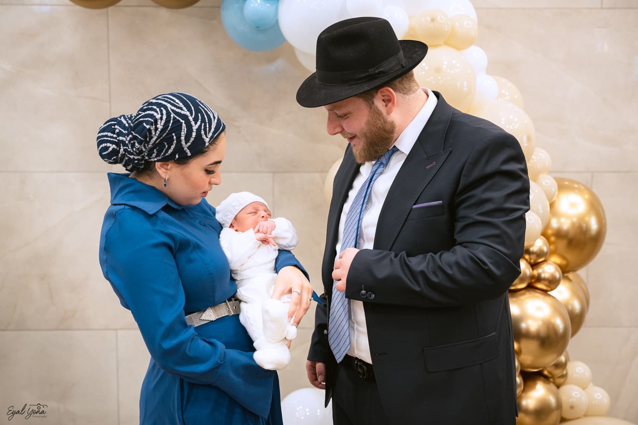 הורים ותינוק