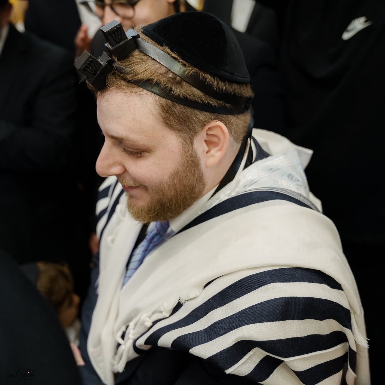 חיוך בטלית